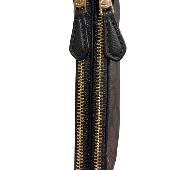 Nwt-Coach Double Zip Dark Brown Logo, Wristlet Wallet - Picture 3 of 7